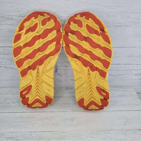 Hoka Women'sClifton 8. Size 6B, Light Blue/Orange - Picture 5 of 9